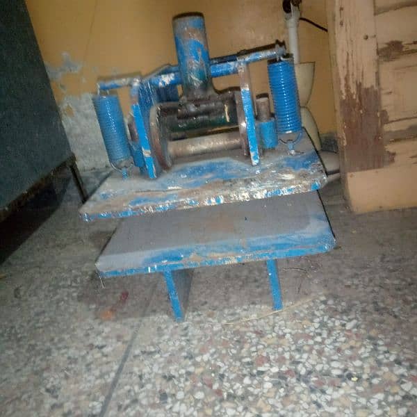 Hawie chappal making machine 8