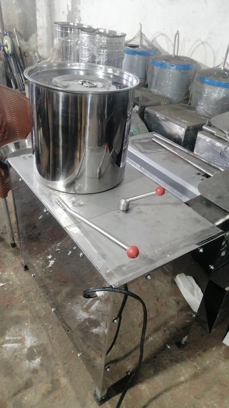 Chopper Machine /Gravy Machine / Peeler Machine / dough mixer 3