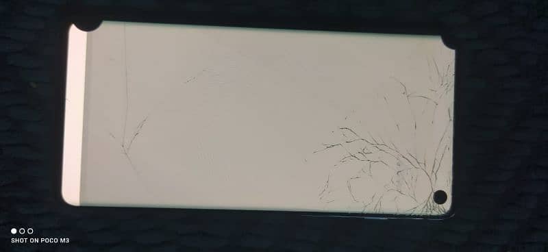 Galaxy S10 computer apprived 8/128 2 dots glass crack can see in pucs 5