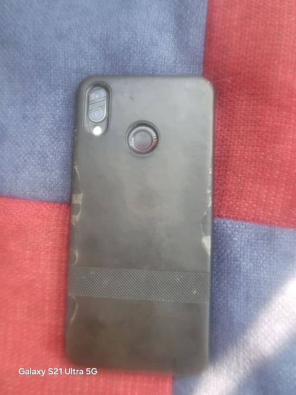 Huawei Nova 3i 4/128 6