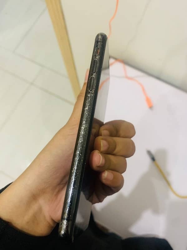 Iphone X Non PTA for urgent sale 5