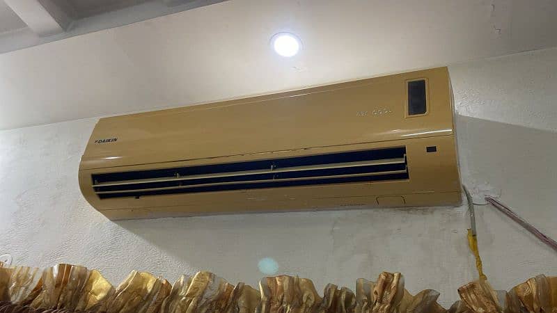 Daikin 1.5 Ton Ac For Sale 2