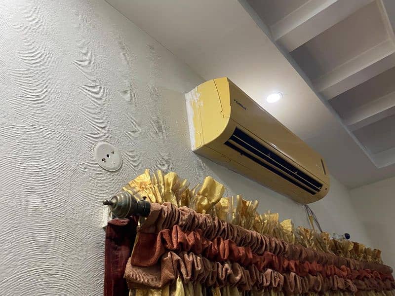 Daikin 1.5 Ton Ac For Sale 3