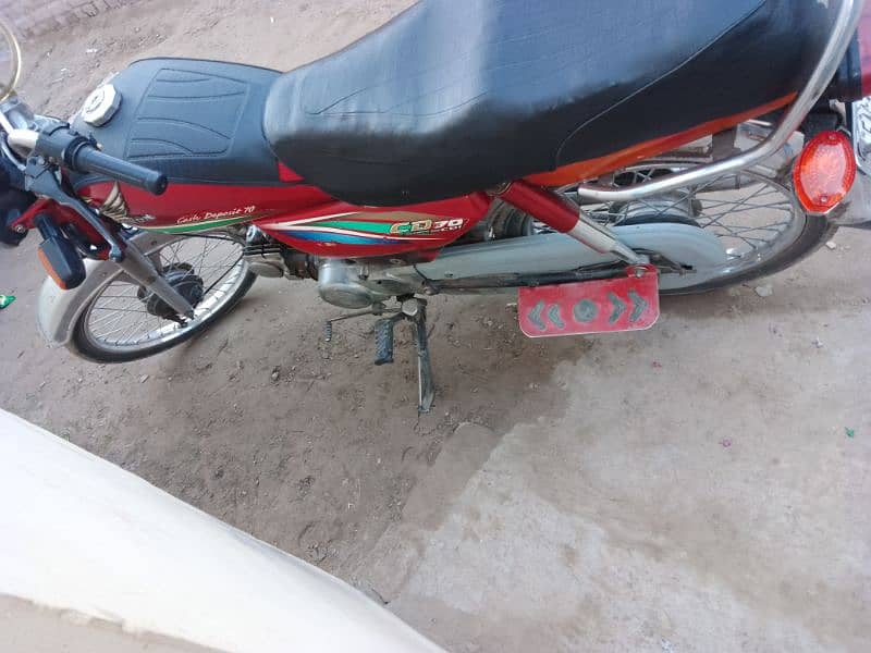 red color Honda 70cc 0321-1840296 0