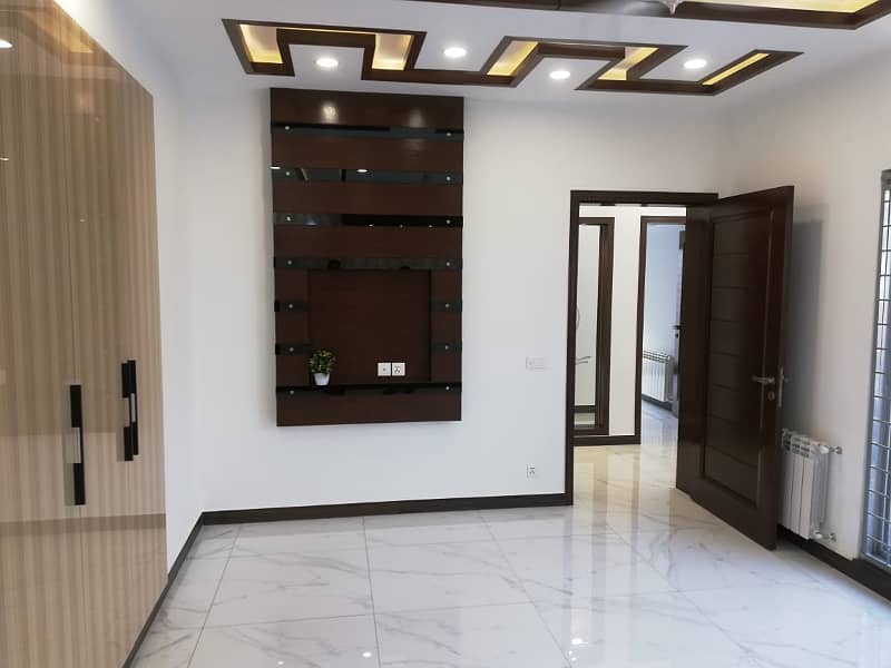 1 Kanal Upper Portion Separate Gate (Brand New) 2 Bed Attach Bath Tile Flooring Tv lounge Side Terrace Kitchen Store In DHA Phase 8 Near Broadway 35