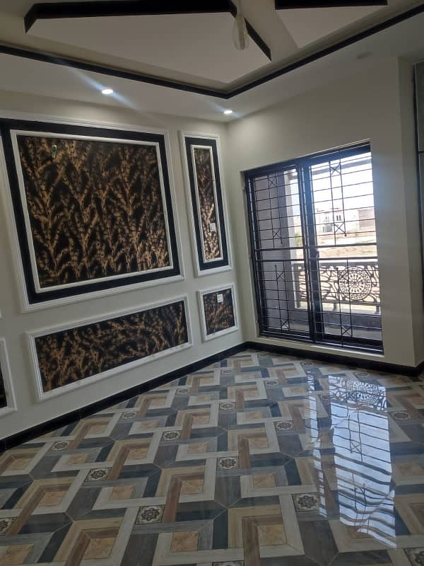 10 Marla House For Sale In Al-Razzaq Royals 2