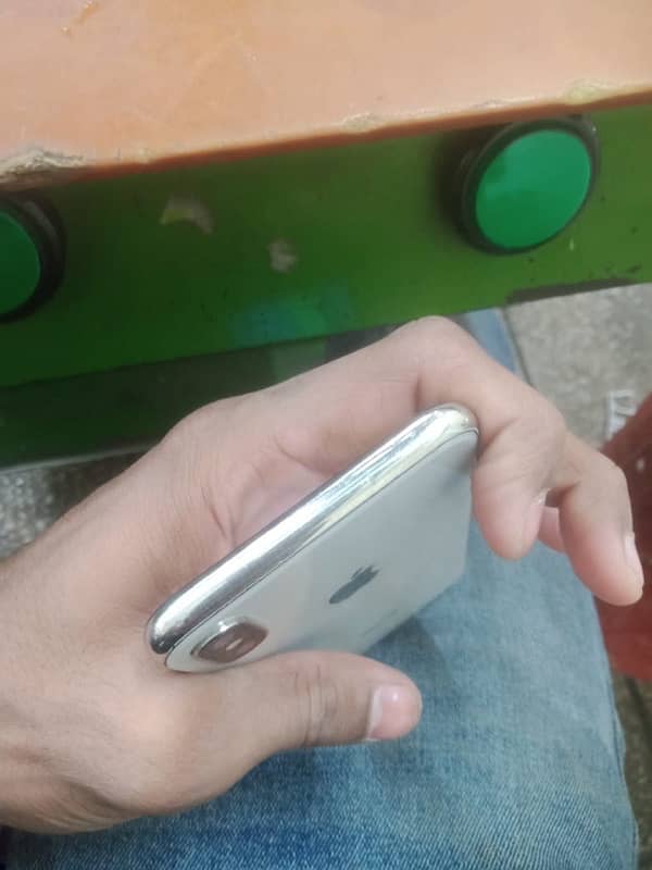 iPhone X non pta 3