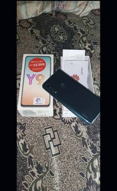 huawei y9 2019 4 /128 with box