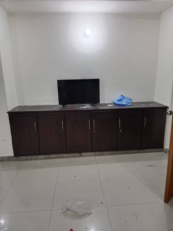 Full furnished outstanding luxury family 1 bed apartment in cantt 2