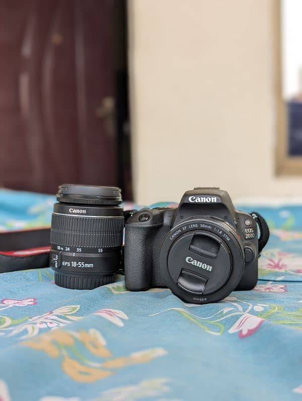 Canon 200d. brand new condition. 50mm. 18-55mm. home used 1