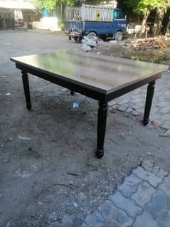 Dinning table