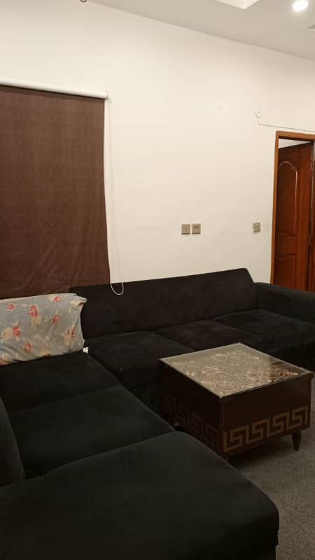 Furnished office for rent in johar town for software house +call centre 8