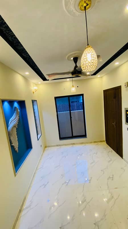 3 MARLA BRAND NEW LUXURY ELEVATION DESIGN MODERN HOUSE AVAILABLE FOR SALE IS PRIME LOCATION FACING 1 KANAL HOUSES FORMANITES HOUSING SCHEME BLOCK -A LAHORE. 4