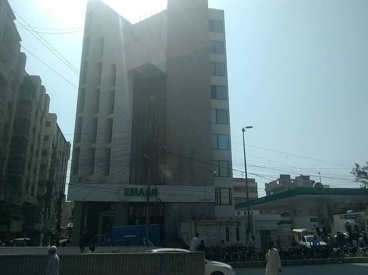 A Prime Location Building Of 580 Square Yards In Shahra-E-Faisal 1