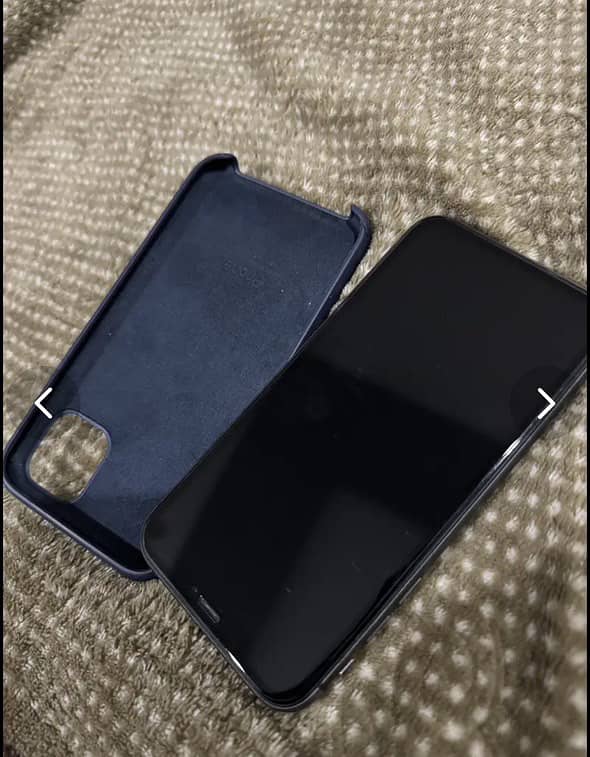 Iphone 11 64Gb PTA APPROVED BLACK 6