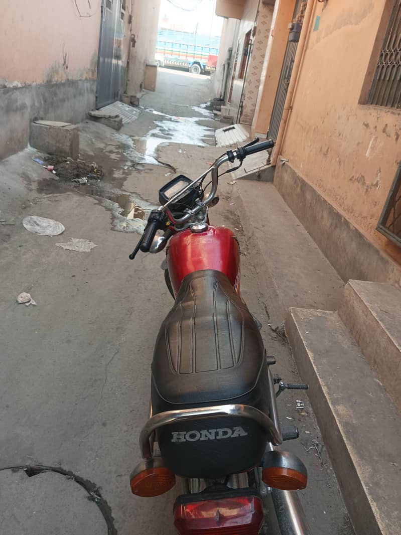 Honda CD 70 2012 3