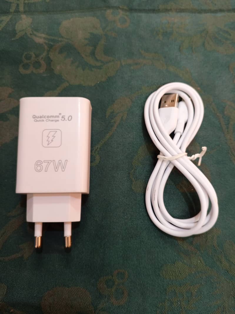 Fast charger and cables available for sale 0