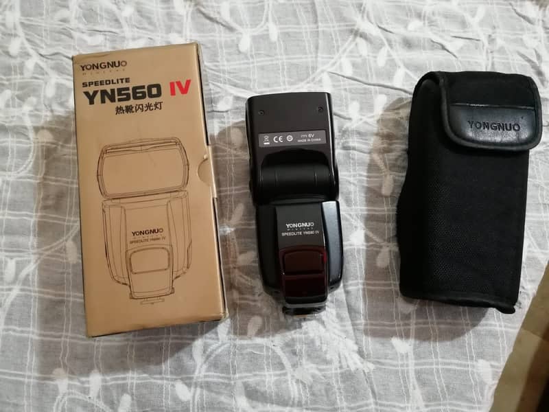 Yongnuo Flash Gun condition 10/10 with all complete accessories 1