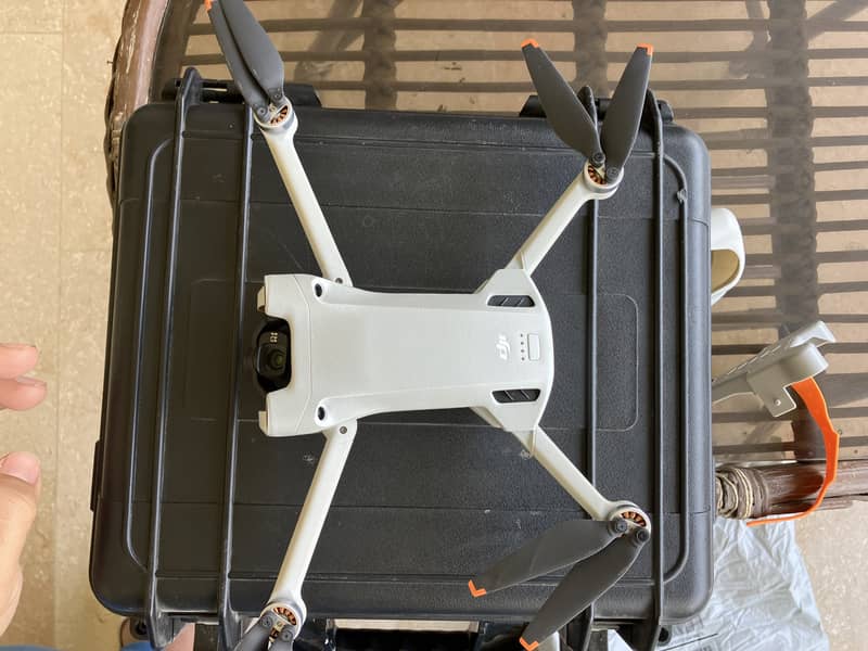 DJI MINI 3 PRO FLY MORE WITH $120 HARD CASE 9