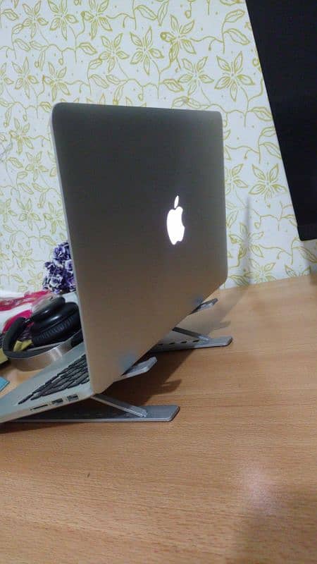 MacBook Pro Retina (Late 2013) 1