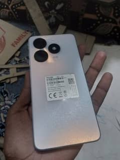 Tecno spark 20c_ 8/128 with box+charger