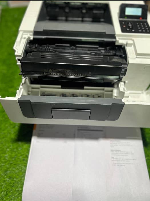 Hp Laserjet Enterprise M506dn Printer Photocopier 5