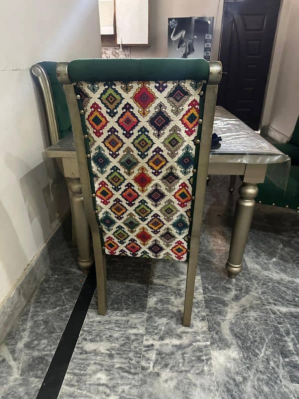 Dinning table For Sale 0