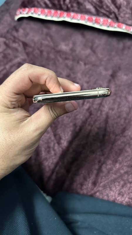 Iphone XS Max 256 Pta 3