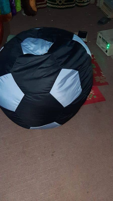 Bean Bags Supreme Quality Different sizes at wholesale rate 13