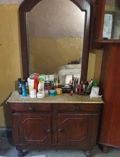 dressing table