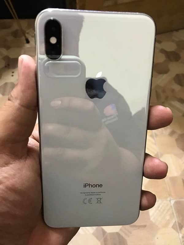 iPhone XS Max 256 gb offical pta approved 1