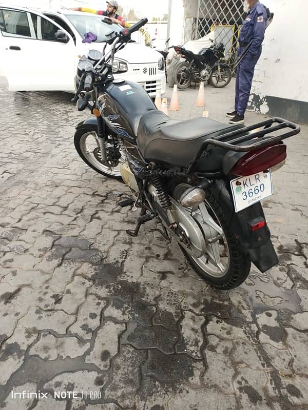 Suzuki gs150 4