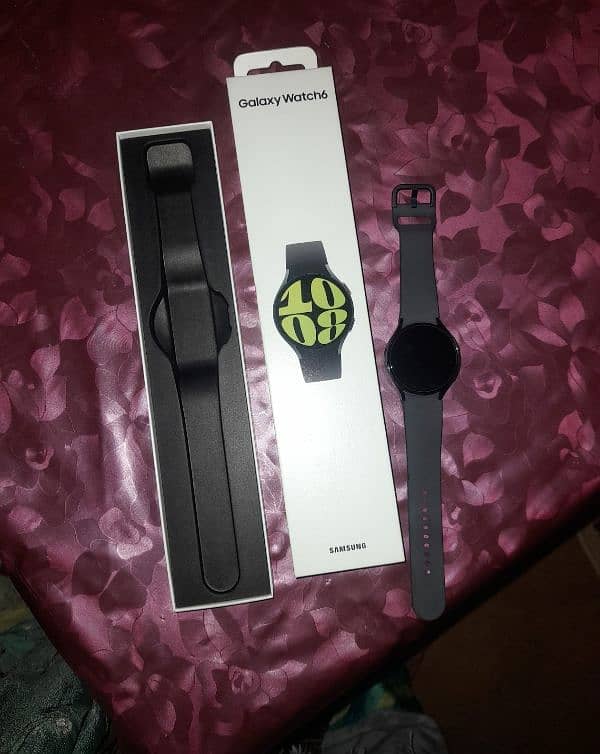 Samsung Galaxy watch 6 (44MM) 3