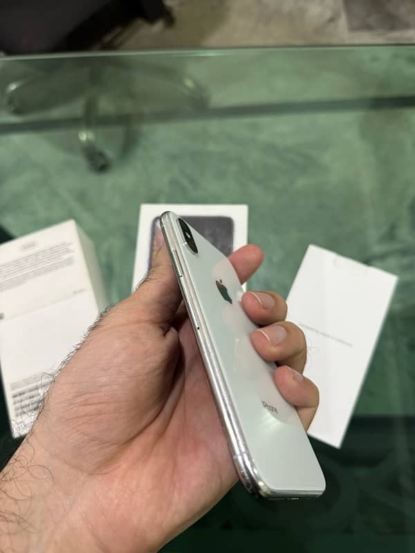 iPhone Xs 64Gb Dual PTA Approved first owner 8