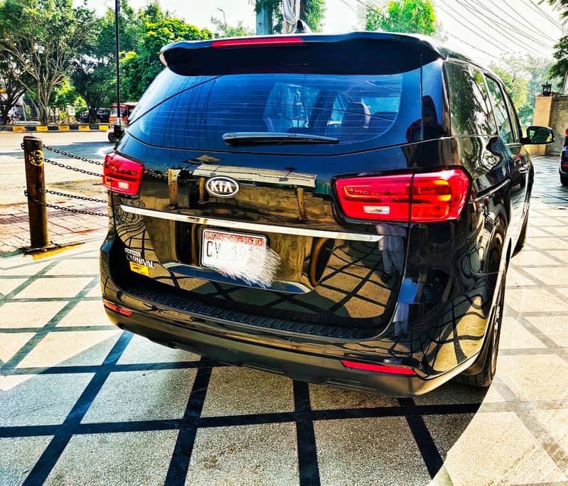 KIA Grand Carnival 2019 5