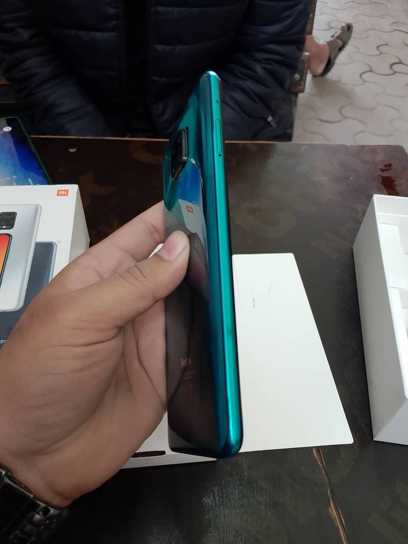 Xiaomi Redmi Note 9 Pro 4