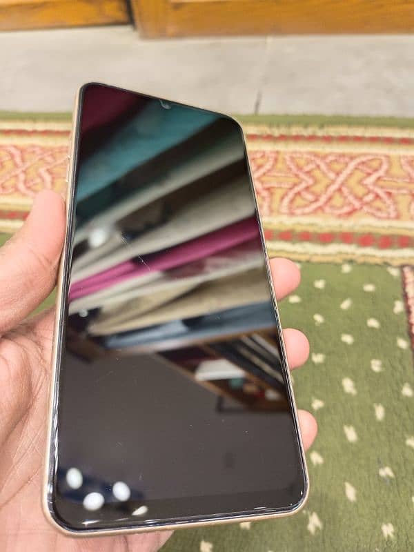 LG V60 ThinQ 5G 10/10 condition 0