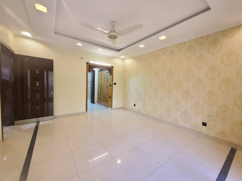 Abdullahpur 7 Marla Double Story House For Rent Near Canal Road, And Jhumra Road 5