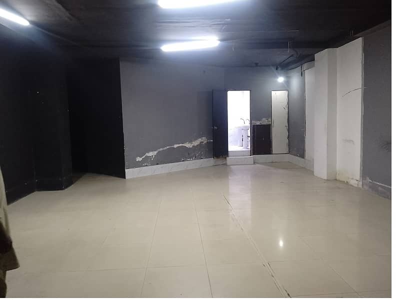 Investment Corridor And Builders Proudly Offer Area 1200 Square Feet Corporate Office Available For Rent in Main Boulevard Road Gulberg 3 Lahore 1