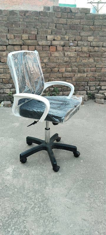 low back office revolving chairs. brand new. 1