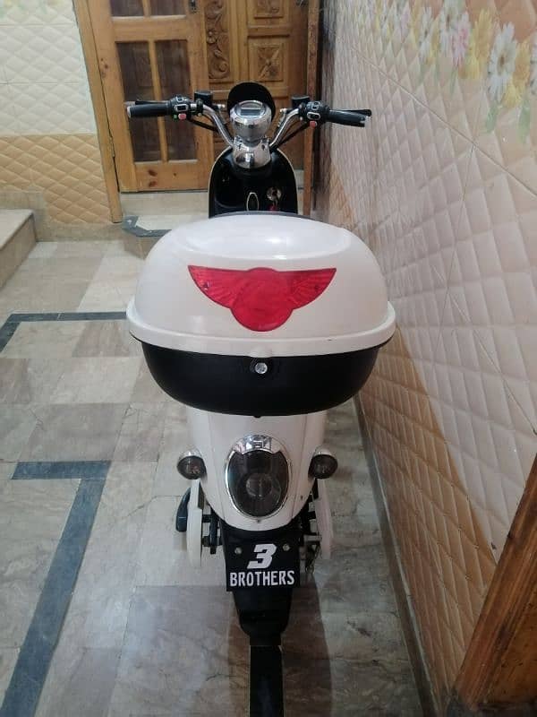 Scooty 4