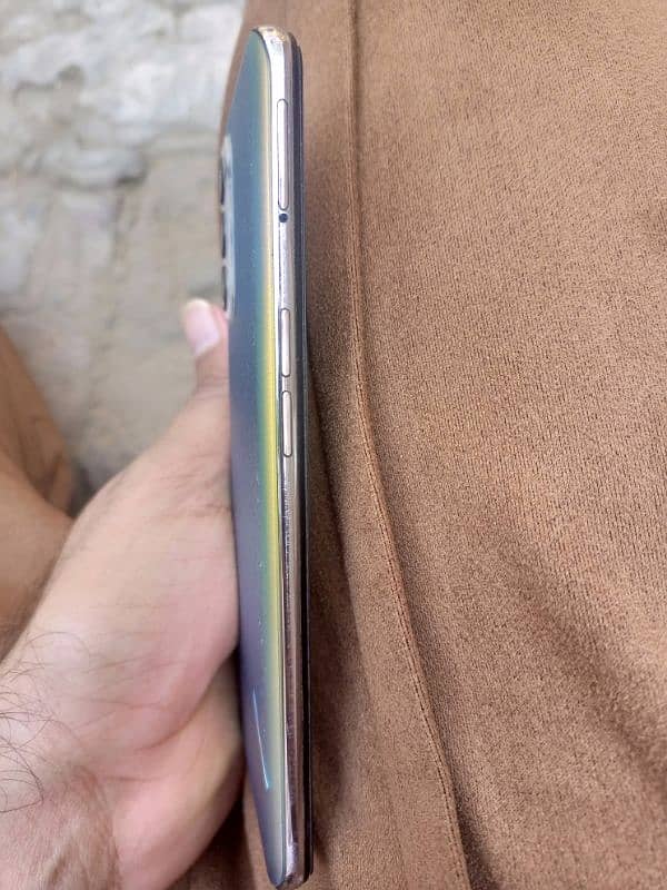 OPPO RENO 5 8/128 GB with box and original charger 4