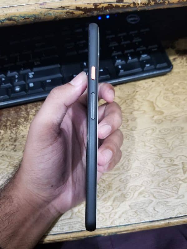 Pixel 4xl for sale and exchange possible 3