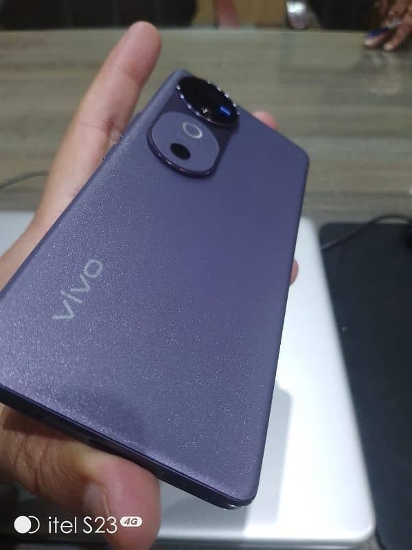 Vivo V40. Only for serious buyer 2