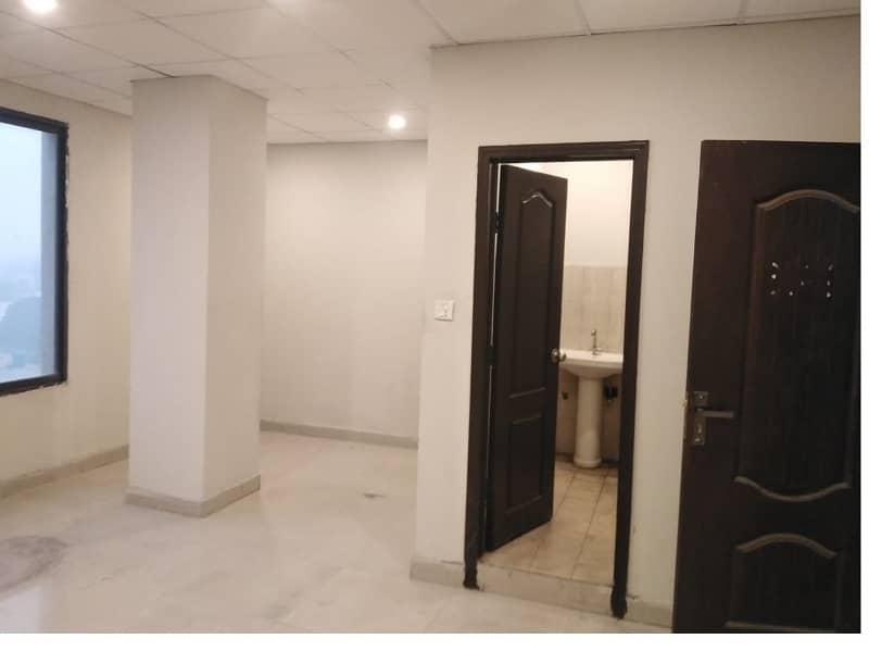 Area 350 square Feet Brand New Corporation Office Available For Rent in Main Boulevard Road Gulberg 3 Lahore 2