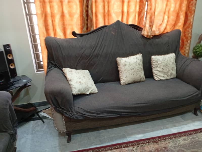 Sofa set for sale urgent 2