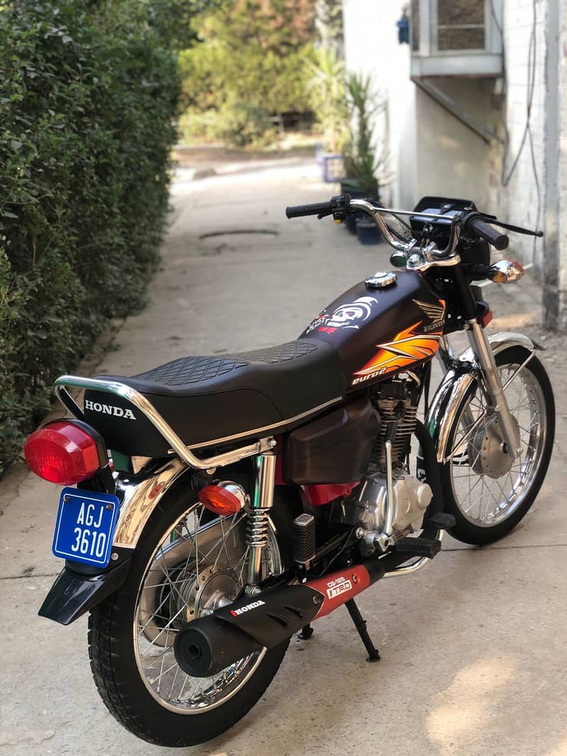 honda 125 special edition 11