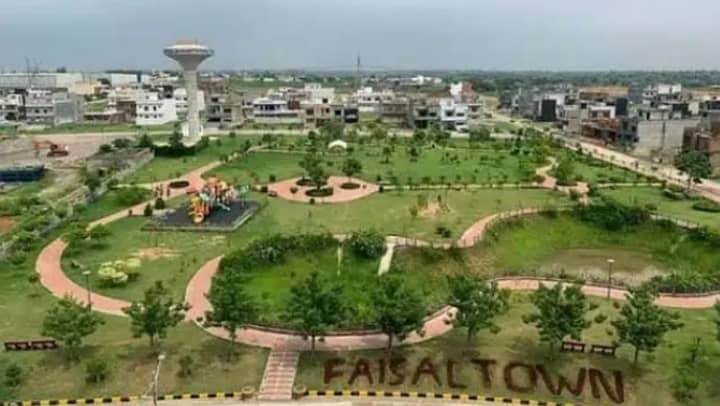 10 mrle plot for sale Faisal town C block beautiful location near to markaz 1