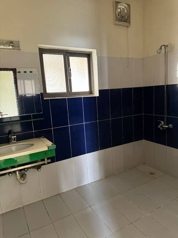 1 Kanal Upper Portion Available For Rent In G 13 5