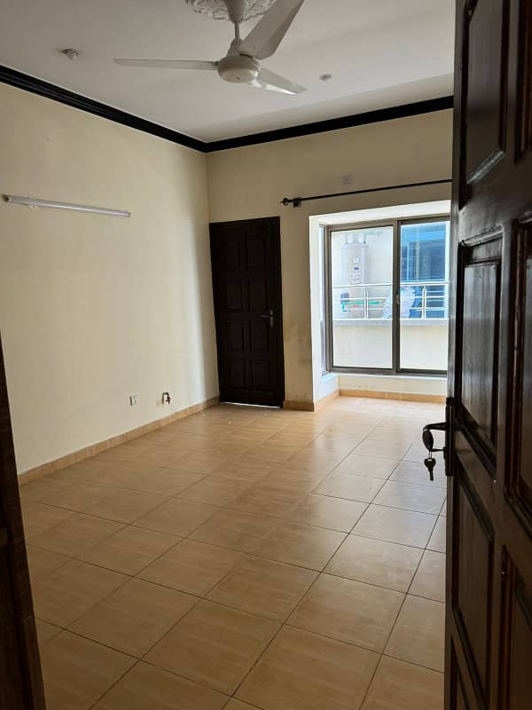 1 Kanal Upper Portion Available For Rent In G 13 11